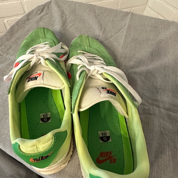 Nike SB Skateboarding Sneakers. - Picture 4 of 6